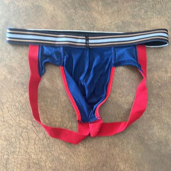 Men’s pistol, Pete Jock, size small - Picture 2 of 2